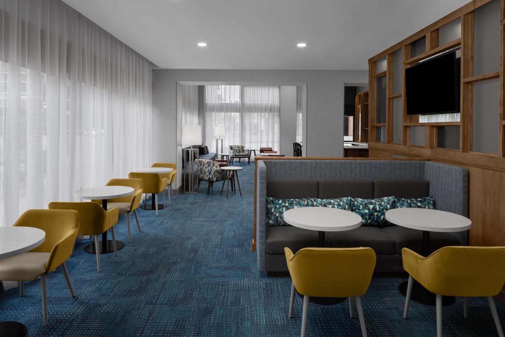 Hampton Inn Cleveland-Downtown Extérieur photo