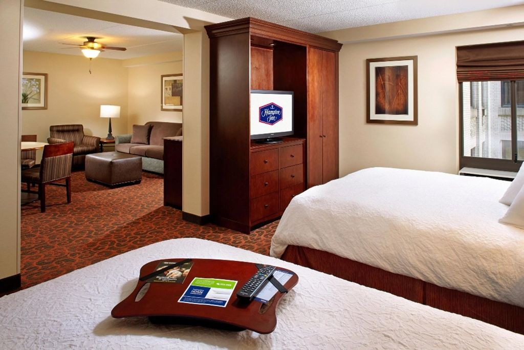 Hampton Inn Cleveland-Downtown Chambre photo