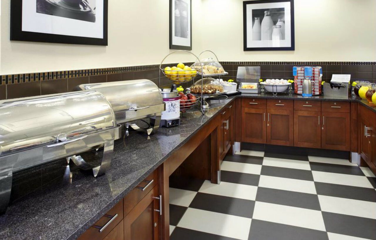 Hampton Inn Cleveland-Downtown Extérieur photo