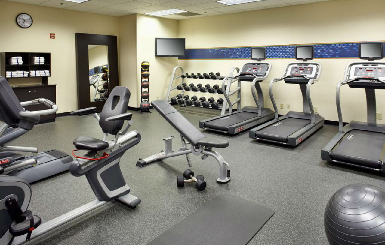 Hampton Inn Cleveland-Downtown Extérieur photo